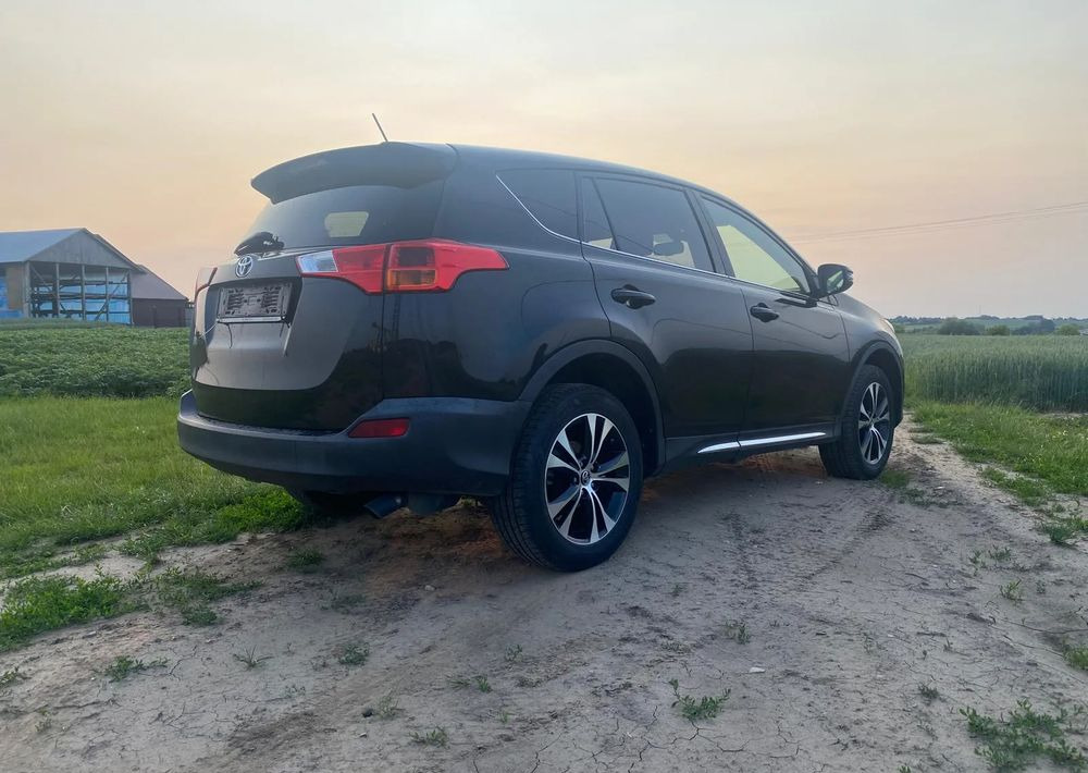 Toyota RAV4 2.0 D-4D 4x4 - SUV: slika 1 Toyota RAV4 2.0 D-4D 4x4 - SUV: slika 1