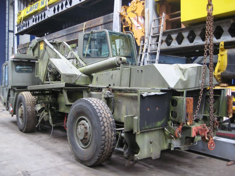 Tadano Faun ATF 25 for parts - Avtodvigalo: slika 2 Tadano Faun ATF 25 for parts - Avtodvigalo: slika 2