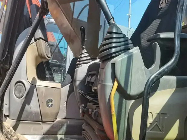 2022 Caterpillar 325 - Bager goseničar: slika 3 2022 Caterpillar 325 - Bager goseničar: slika 3