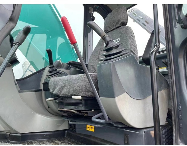 2022 KOBELCO SK210 - Bager goseničar: slika 2 2022 KOBELCO SK210 - Bager goseničar: slika 2
