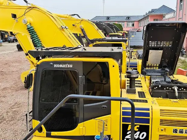 2022 Komatsu PC240 - Bager goseničar: slika 5 2022 Komatsu PC240 - Bager goseničar: slika 5
