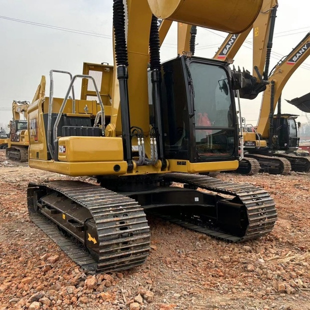2023 Caterpillar 320GC - Bager goseničar: slika 2 2023 Caterpillar 320GC - Bager goseničar: slika 2