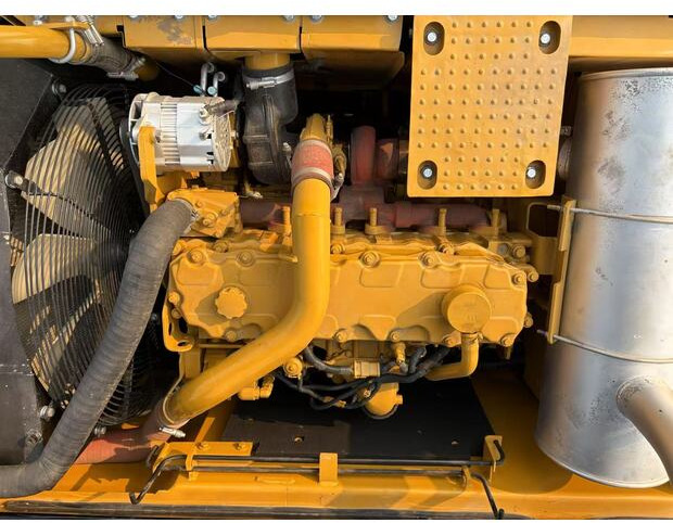 Bager goseničar 2023 Caterpillar 325: slika 8