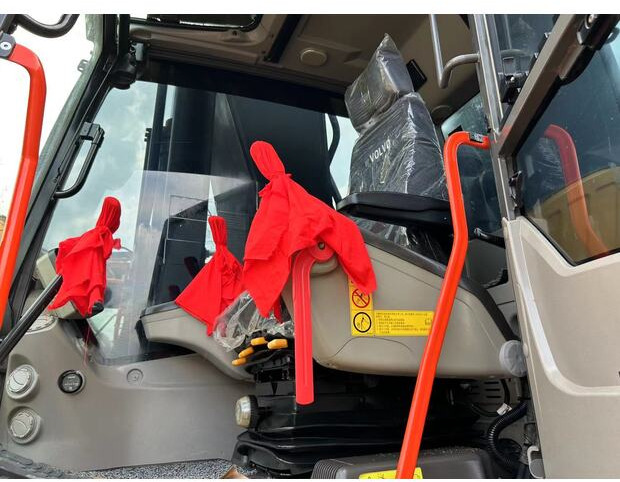 2023 Volvo EC 350 - Bager goseničar: slika 3 2023 Volvo EC 350 - Bager goseničar: slika 3