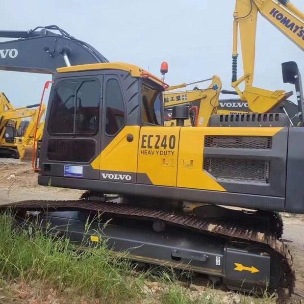 2023 Volvo EC240 - Bager goseničar: slika 2 2023 Volvo EC240 - Bager goseničar: slika 2