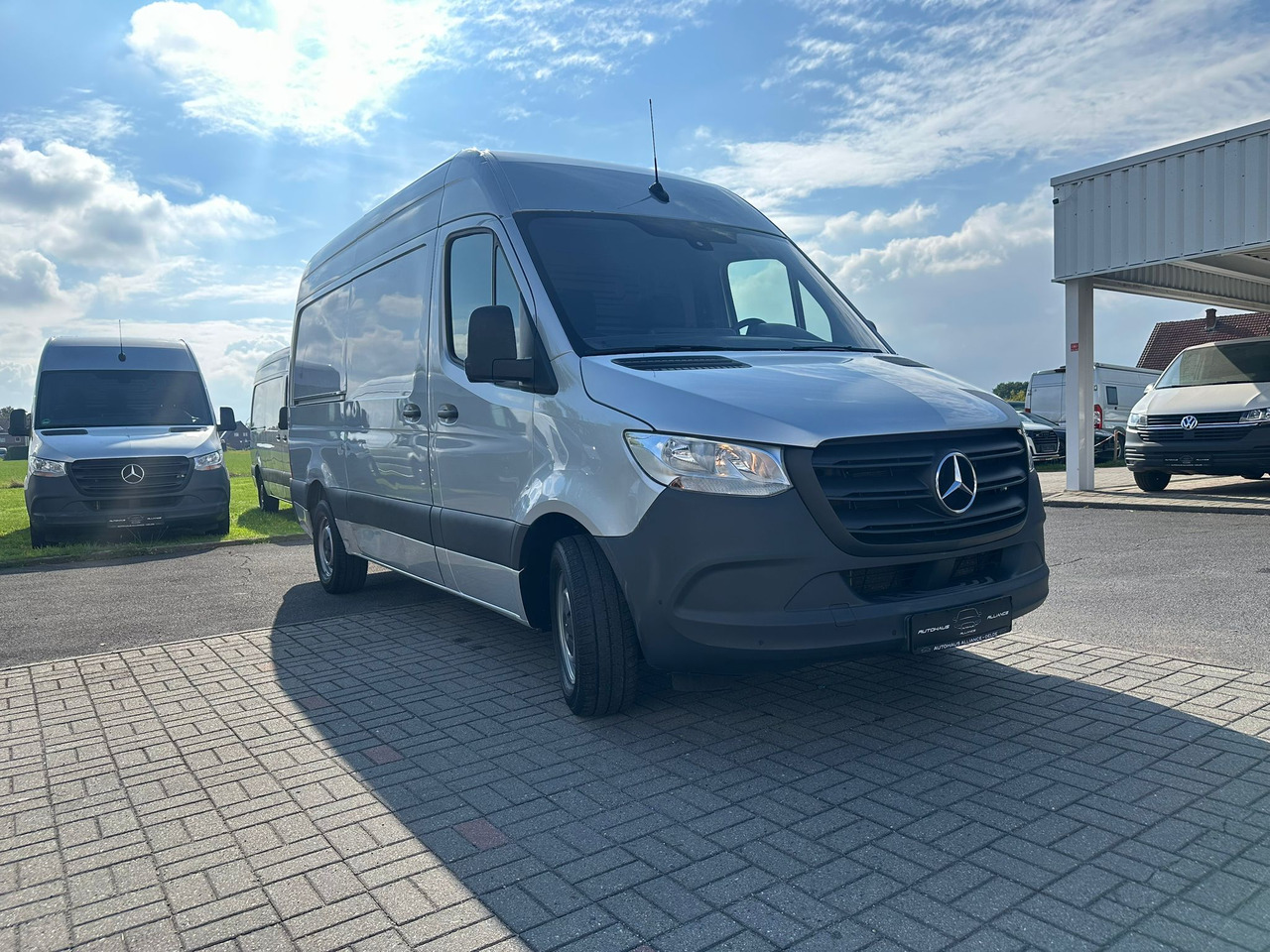 MERCEDES-BENZ Sprinter - Furgon: slika 1 MERCEDES-BENZ Sprinter - Furgon: slika 1