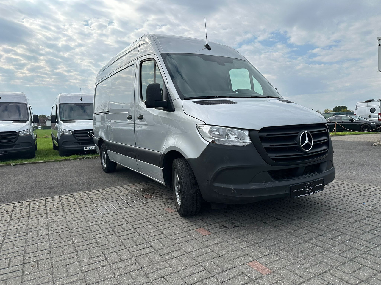 MERCEDES-BENZ Sprinter - Furgon: slika 5 MERCEDES-BENZ Sprinter - Furgon: slika 5