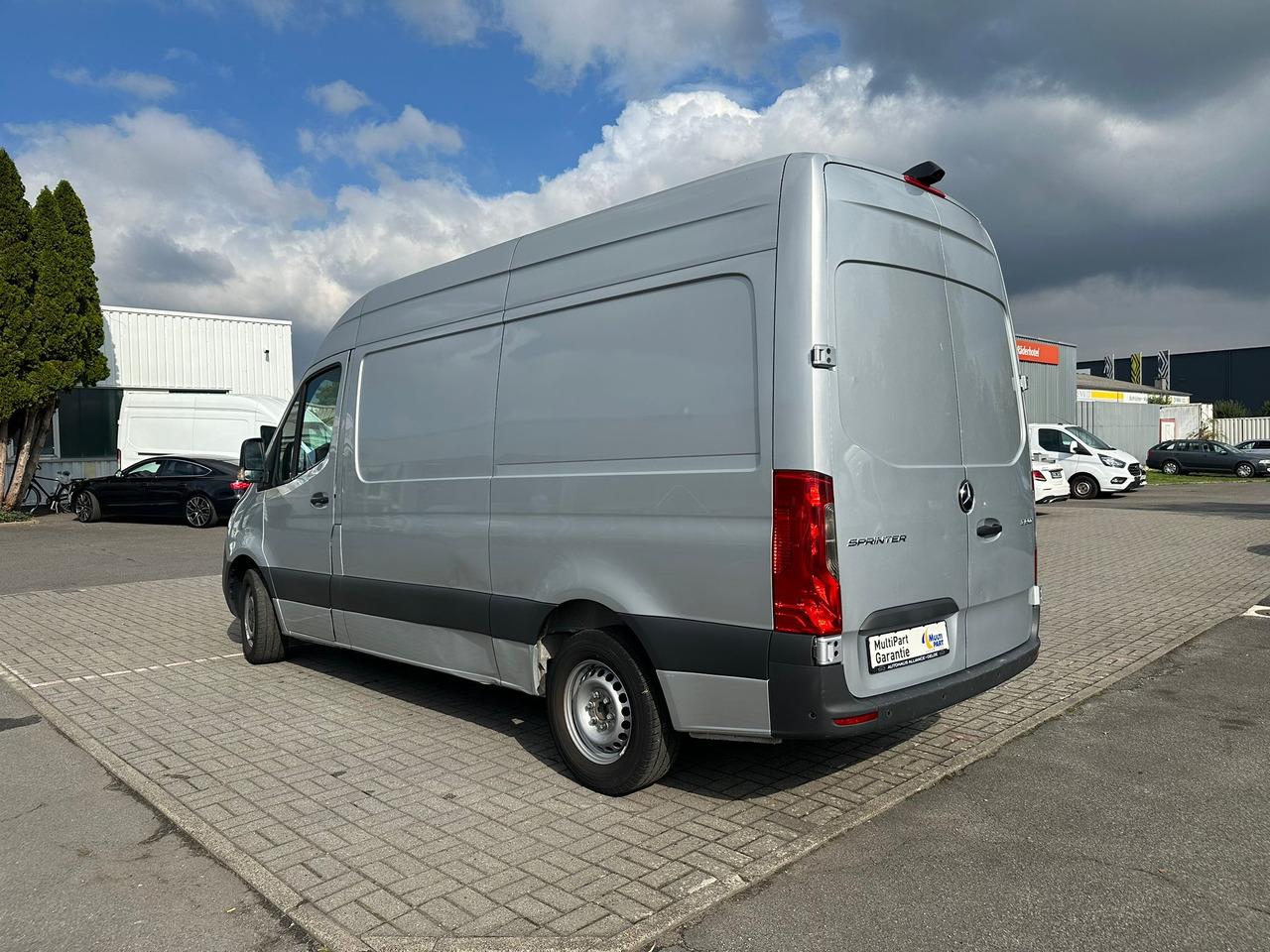 MERCEDES-BENZ Sprinter - Furgon: slika 4 MERCEDES-BENZ Sprinter - Furgon: slika 4