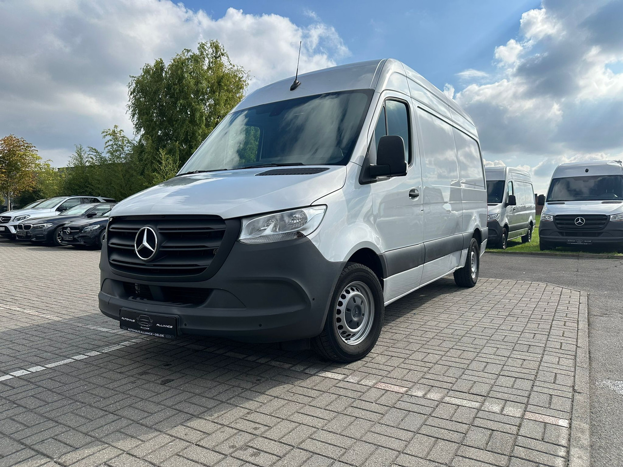 MERCEDES-BENZ Sprinter - Furgon: slika 1 MERCEDES-BENZ Sprinter - Furgon: slika 1
