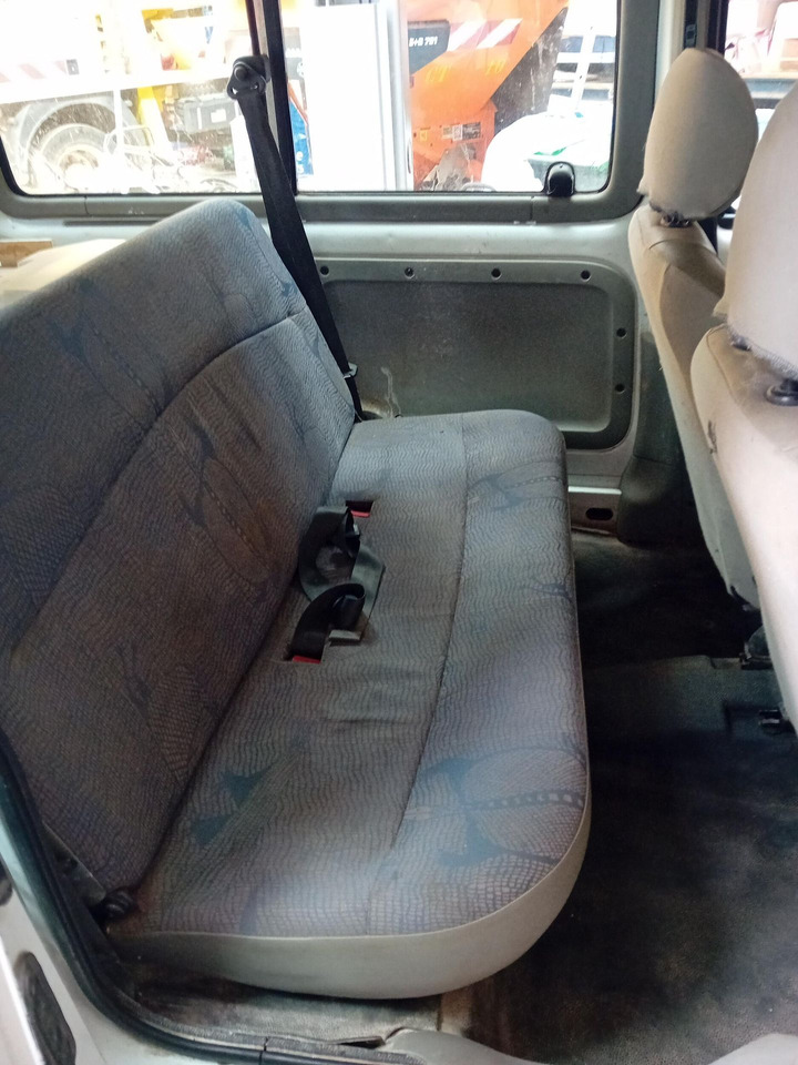RENAULT KANGOO 1.2 5CV FISCAUX 58ch DIN - Dostavno vozilo z dvojno kabino: slika 5 RENAULT KANGOO 1.2 5CV FISCAUX 58ch DIN - Dostavno vozilo z dvojno kabino: slika 5