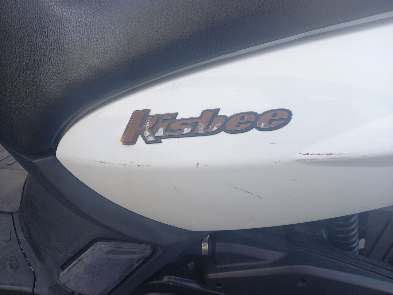 SCOOTER PEUGEOT KISBEE 50cc, 2 places, porte bagage, ralenti - Motorno kolo: slika 3 SCOOTER PEUGEOT KISBEE 50cc, 2 places, porte bagage, ralenti - Motorno kolo: slika 3