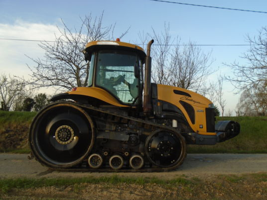 Challenger MT765B - Traktor goseničar: slika 4 Challenger MT765B - Traktor goseničar: slika 4