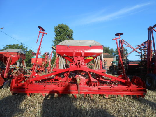 Kverneland DAS + Kverneland herse rotative - Sejalni kombajn: slika 1 Kverneland DAS + Kverneland herse rotative - Sejalni kombajn: slika 1