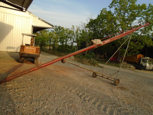 Vis sur chariot - Oprema za spravilo: slika 2 Vis sur chariot - Oprema za spravilo: slika 2