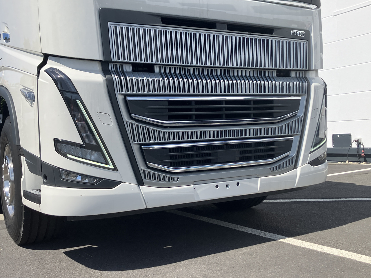 VOLVO FH16 750 8x4 Chassis - Tovornjak-šasija: slika 3 VOLVO FH16 750 8x4 Chassis - Tovornjak-šasija: slika 3