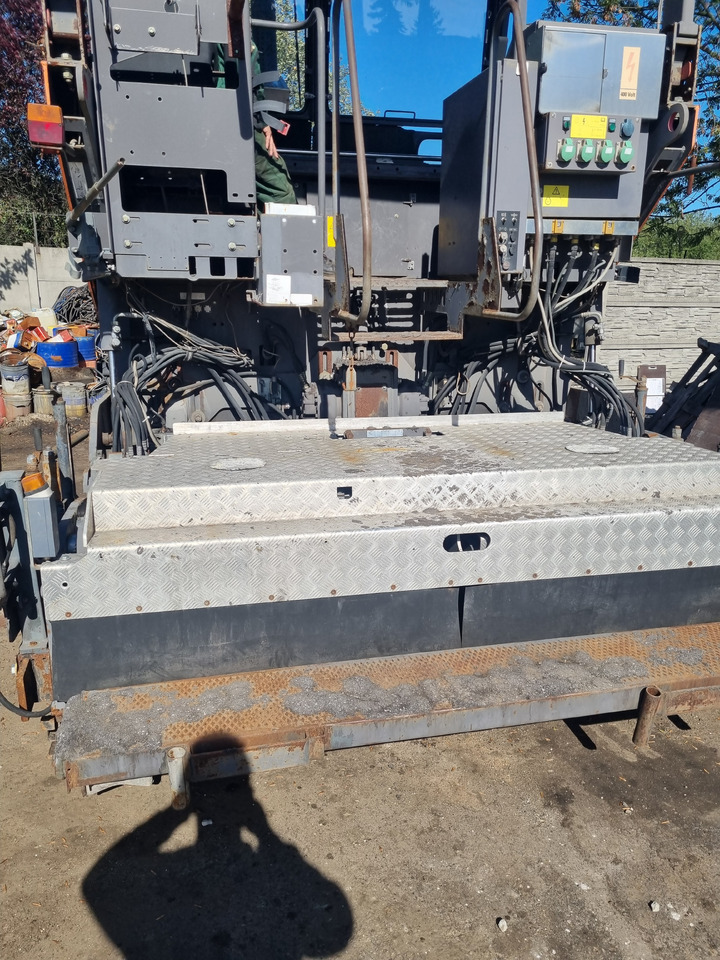 VOLVO TITAN 6870 - Asfaltni finišer: slika 1 VOLVO TITAN 6870 - Asfaltni finišer: slika 1