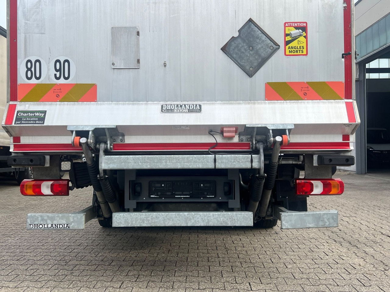 Mercedes-Benz Atego 1218 L Classic-Vermietung möglich-ADR-LBW - Tovornjak zabojnik: slika 4 Mercedes-Benz Atego 1218 L Classic-Vermietung möglich-ADR-LBW - Tovornjak zabojnik: slika 4