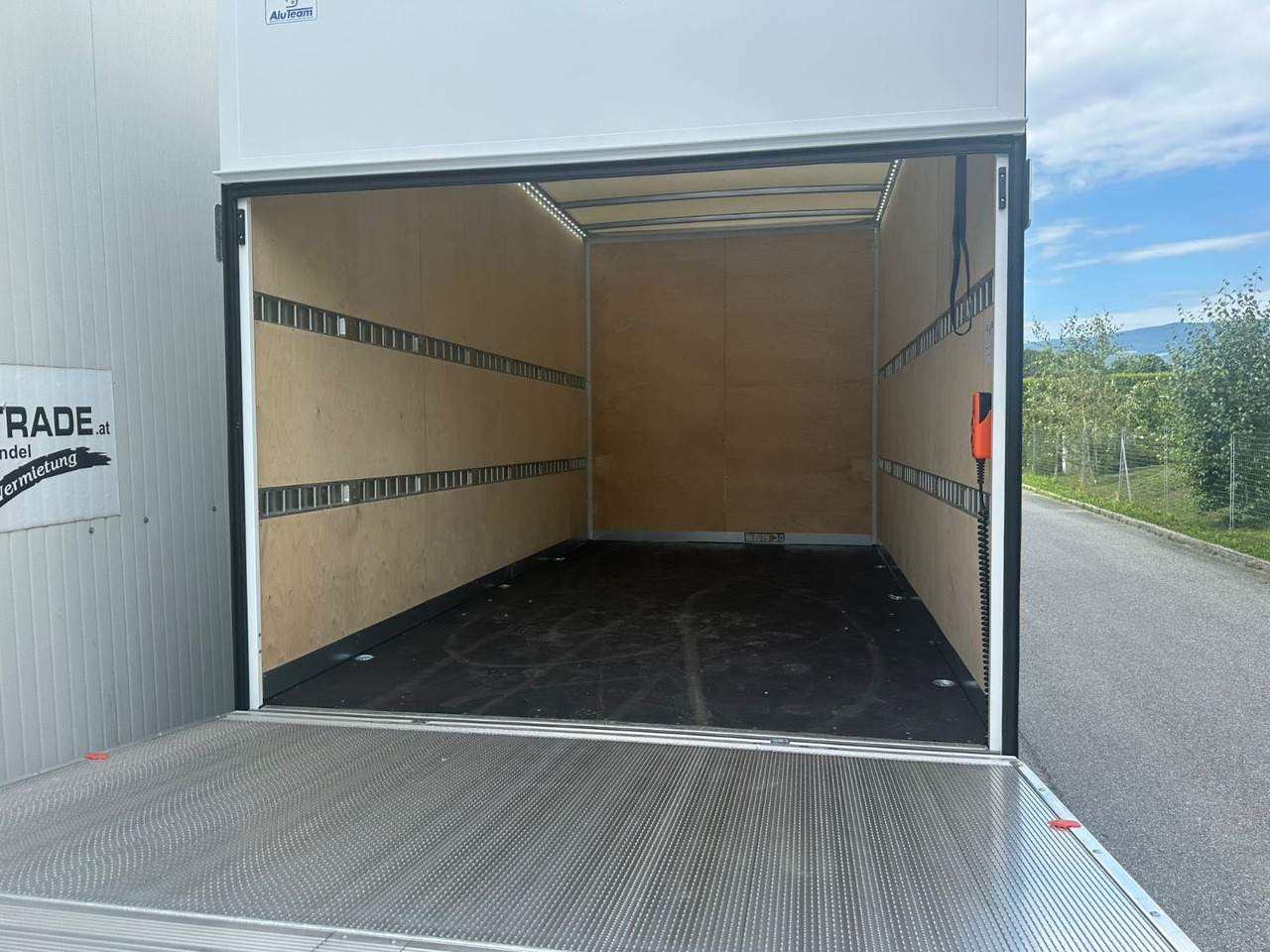 Iveco Daily 35S14 8g HiMatic LBW Mod 2025 - Dostavno vozilo z zabojnikom: slika 5 Iveco Daily 35S14 8g HiMatic LBW Mod 2025 - Dostavno vozilo z zabojnikom: slika 5