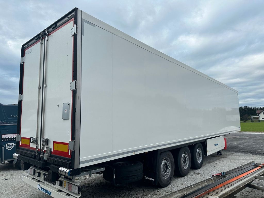 Krone SDR 27 Vector 1550 Doppelstock/Blumenbreit Krone SDR 27 Vector 1550 Doppelstock/Blumenbreit - Polprikolica hladilnik: slika 4 Krone SDR 27 Vector 1550 Doppelstock/Blumenbreit Krone SDR 27 Vector 1550 Doppelstock/Blumenbreit - Polprikolica hladilnik: slika 4