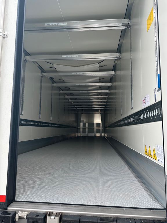 Krone SDR 27 Vector 1550 Doppelstock/Blumenbreit Krone SDR 27 Vector 1550 Doppelstock/Blumenbreit - Polprikolica hladilnik: slika 5 Krone SDR 27 Vector 1550 Doppelstock/Blumenbreit Krone SDR 27 Vector 1550 Doppelstock/Blumenbreit - Polprikolica hladilnik: slika 5