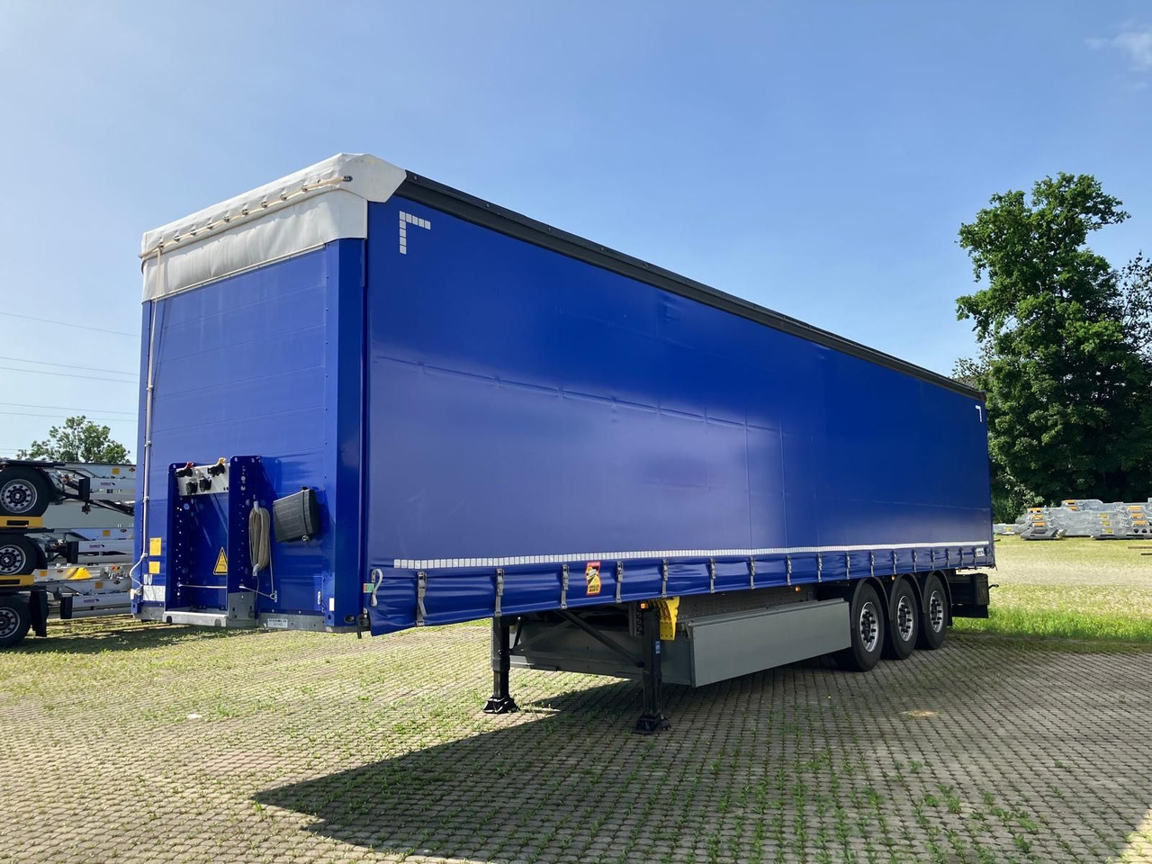 Schmitz Cargobull SCS 24 Lift/Pal-Kasten/ DEMO wie neu - Polprikolica s ponjavo: slika 1 Schmitz Cargobull SCS 24 Lift/Pal-Kasten/ DEMO wie neu - Polprikolica s ponjavo: slika 1