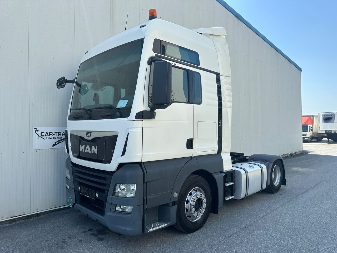 MAN TGX 18.460 XXL Intarder/Standklima - Vlačilec: slika 1 MAN TGX 18.460 XXL Intarder/Standklima - Vlačilec: slika 1
