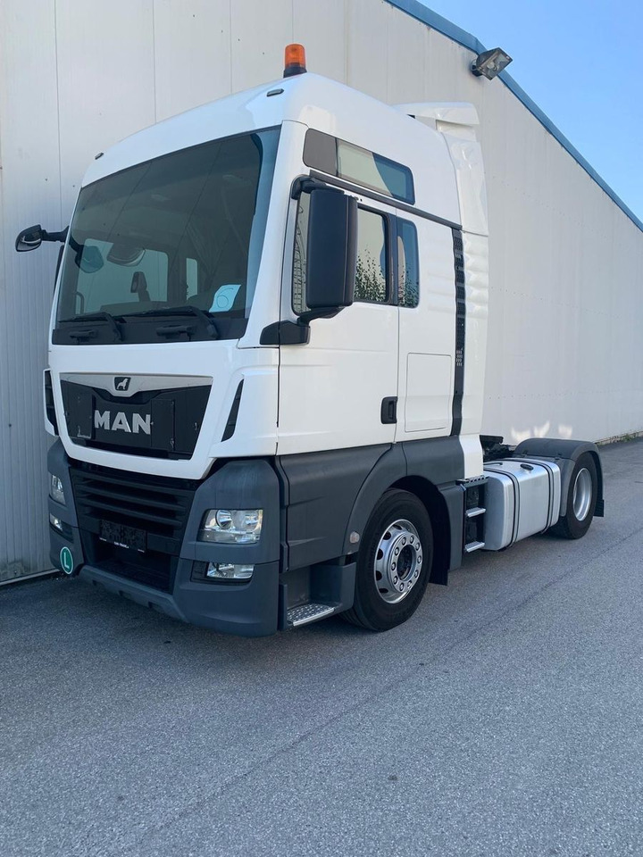 MAN TGX 18.460 XXL Intarder/Standklima - Vlačilec: slika 1 MAN TGX 18.460 XXL Intarder/Standklima - Vlačilec: slika 1