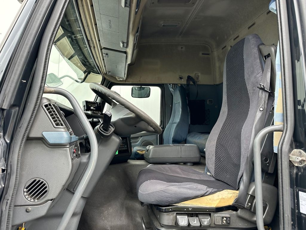 Volvo FM 440 VEB+ Analog Supra 850 Volvo FM 440 VEB+ Analog Supra 850 - Tovornjak hladilnik: slika 5 Volvo FM 440 VEB+ Analog Supra 850 Volvo FM 440 VEB+ Analog Supra 850 - Tovornjak hladilnik: slika 5