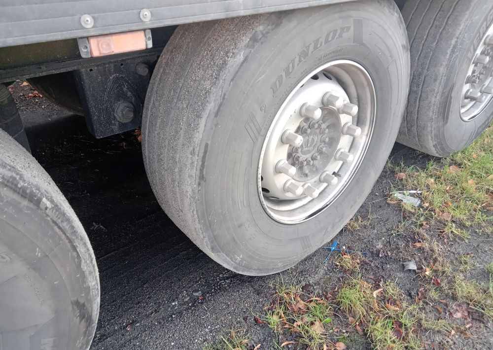 Krone SD - Polprikolica s ponjavo: slika 3 Krone SD - Polprikolica s ponjavo: slika 3