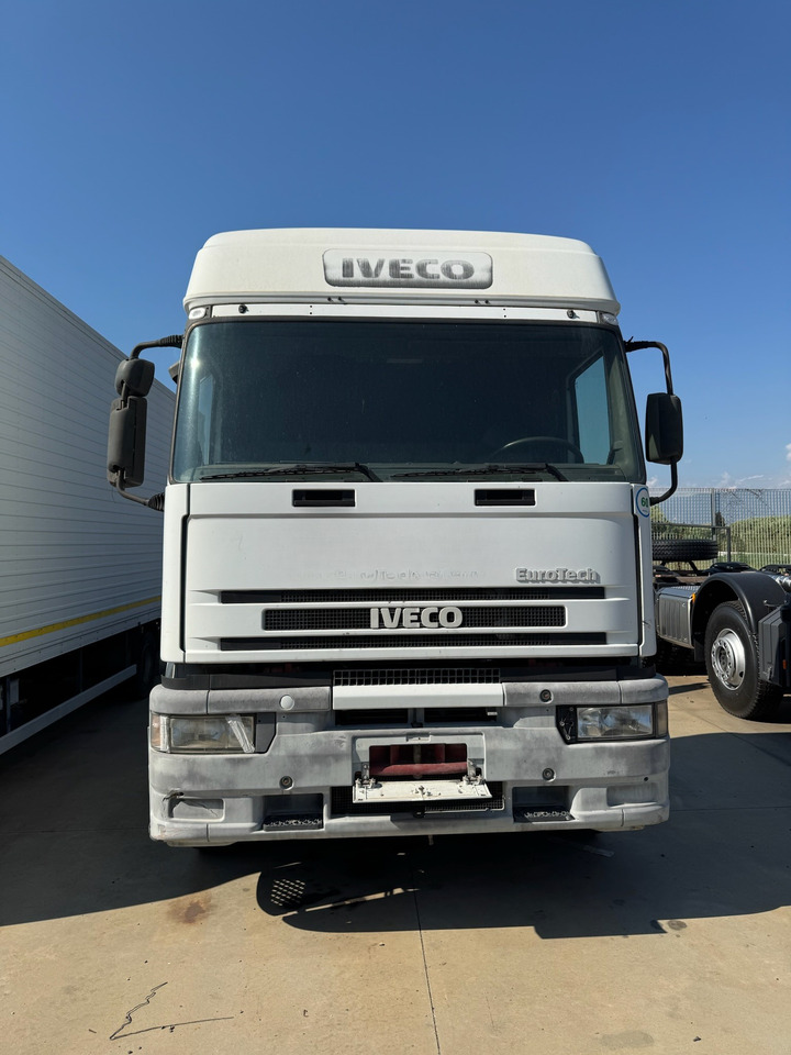 IVECO MAGIRUS 240E42 Gancio Scarrabile - Tovornjak s kesonom: slika 1 IVECO MAGIRUS 240E42 Gancio Scarrabile - Tovornjak s kesonom: slika 1