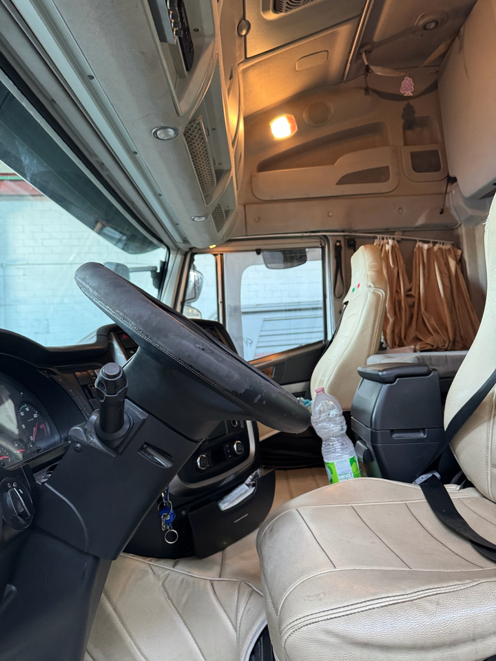 IVECO AS440T/P - Vlačilec: slika 4 IVECO AS440T/P - Vlačilec: slika 4