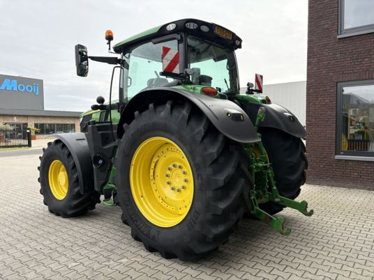 John Deere 6r215 - Traktor: slika 3 John Deere 6r215 - Traktor: slika 3