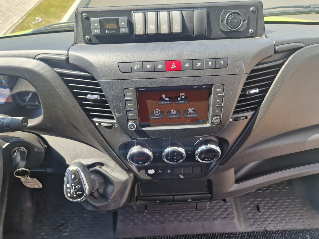 Integriran avtodom IVECO DAILY FORVEDA: slika 16