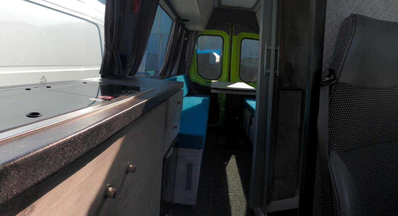 Integriran avtodom IVECO DAILY FORVEDA: slika 46