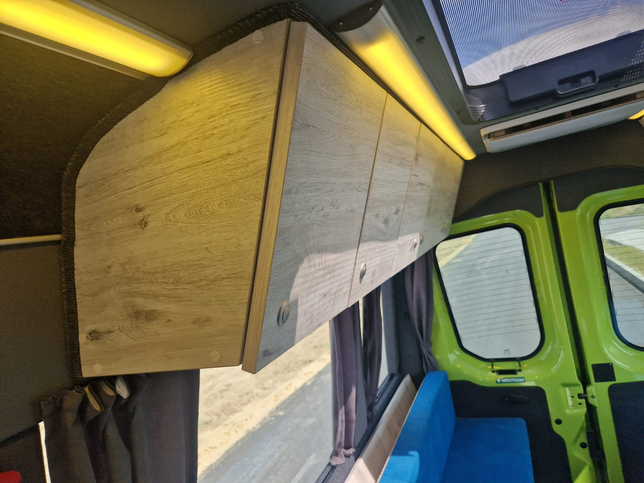 Integriran avtodom IVECO DAILY FORVEDA: slika 31