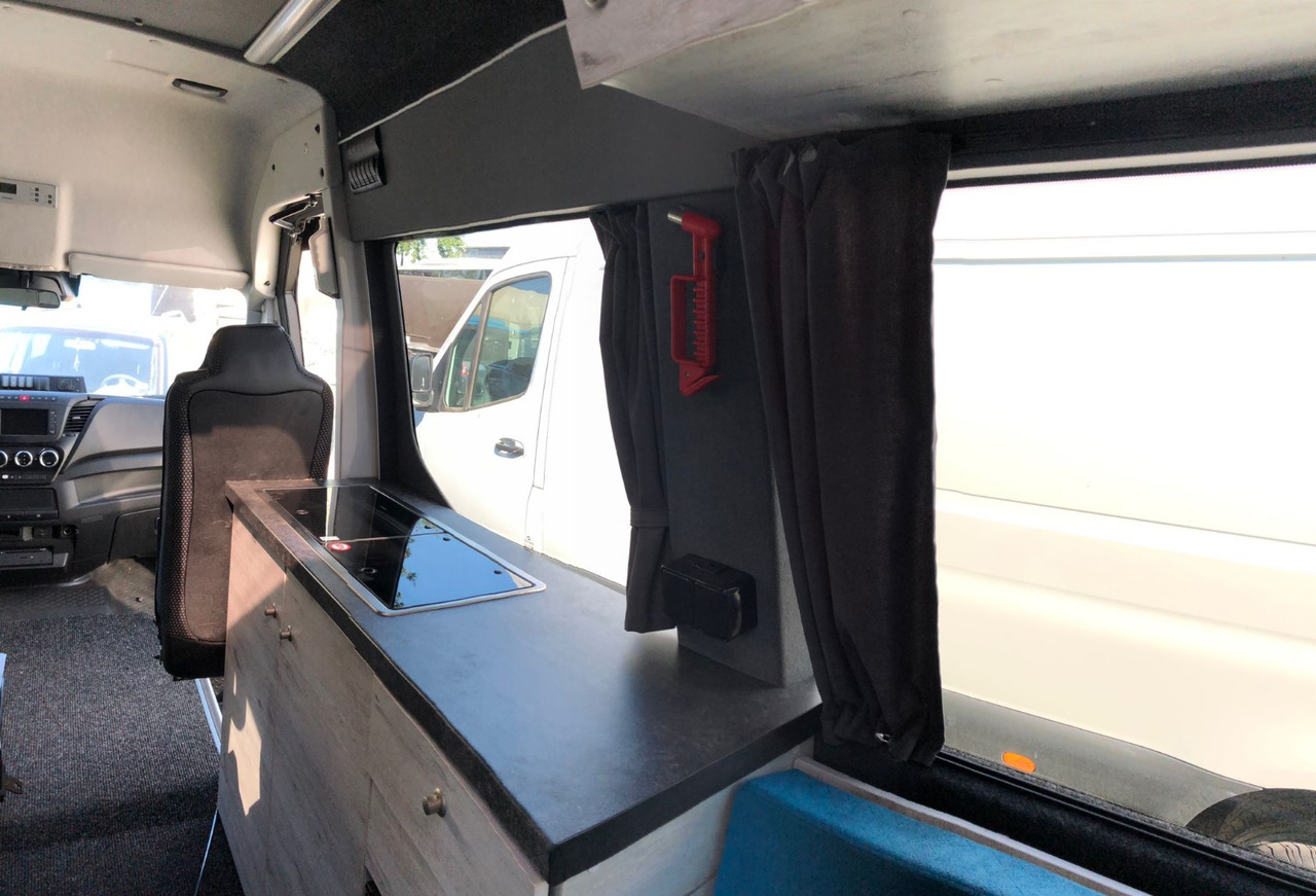 Integriran avtodom IVECO DAILY FORVEDA: slika 44