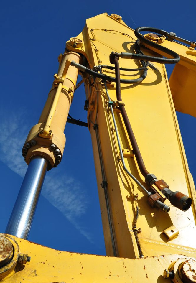 Siłownik koparki New Holland E 485 - Hidravlika: slika 1 Siłownik koparki New Holland E 485 - Hidravlika: slika 1