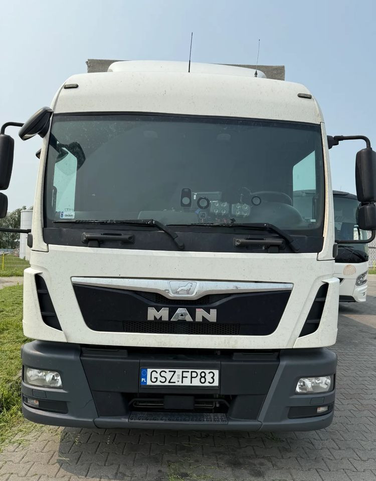 MAN TGL - Tovornjak s ponjavo: slika 2 MAN TGL - Tovornjak s ponjavo: slika 2