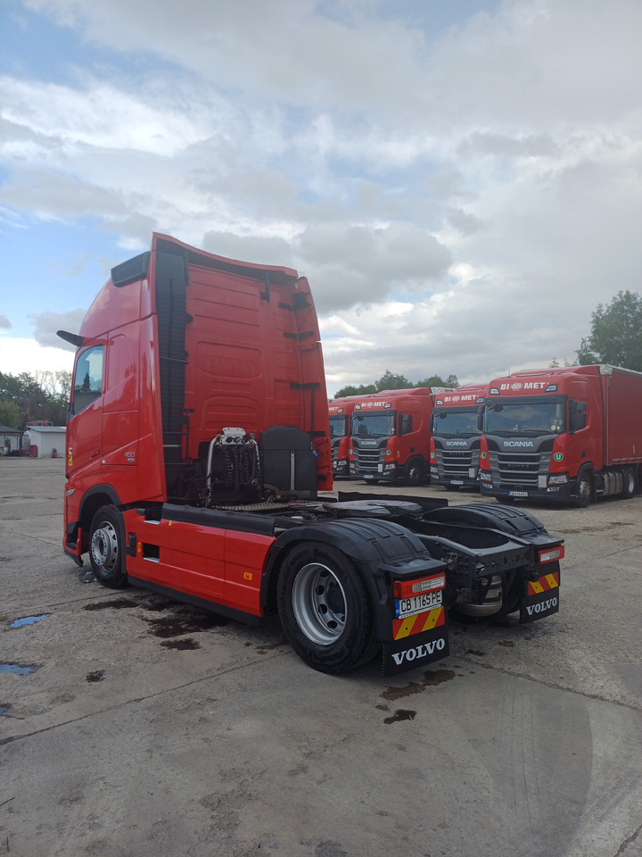 VOLVO FH 460T 4x2T , AERO , 3 PIECES - Vlačilec: slika 4 VOLVO FH 460T 4x2T , AERO , 3 PIECES - Vlačilec: slika 4