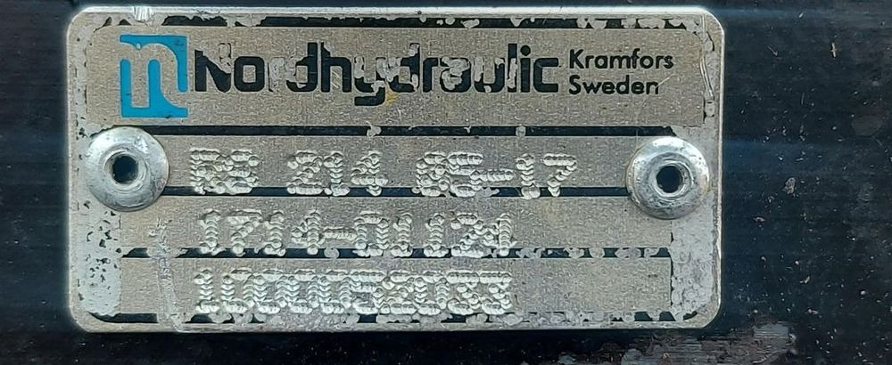 Rozdzielacz główny Kramer 342 - Hidravlika za Gradbeni stroj: slika 3 Rozdzielacz główny Kramer 342 - Hidravlika za Gradbeni stroj: slika 3