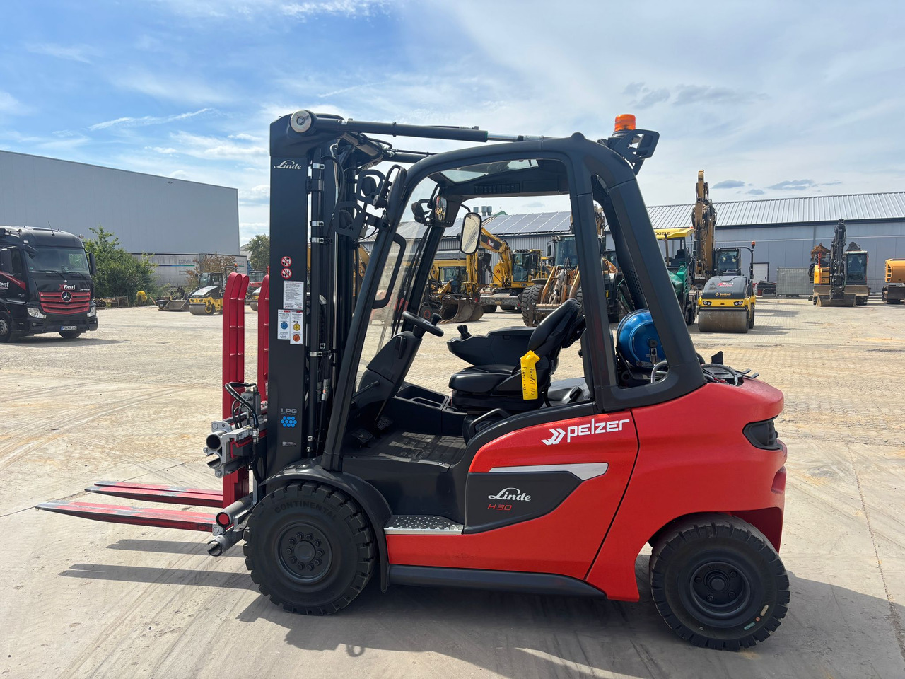 LINDE H30T-01 - Plinski viličar: slika 1 LINDE H30T-01 - Plinski viličar: slika 1