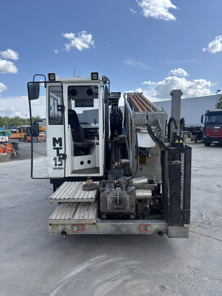 Rockdrill MT - 15 - Usmerjevalni vrtalni stroj: slika 4 Rockdrill MT - 15 - Usmerjevalni vrtalni stroj: slika 4