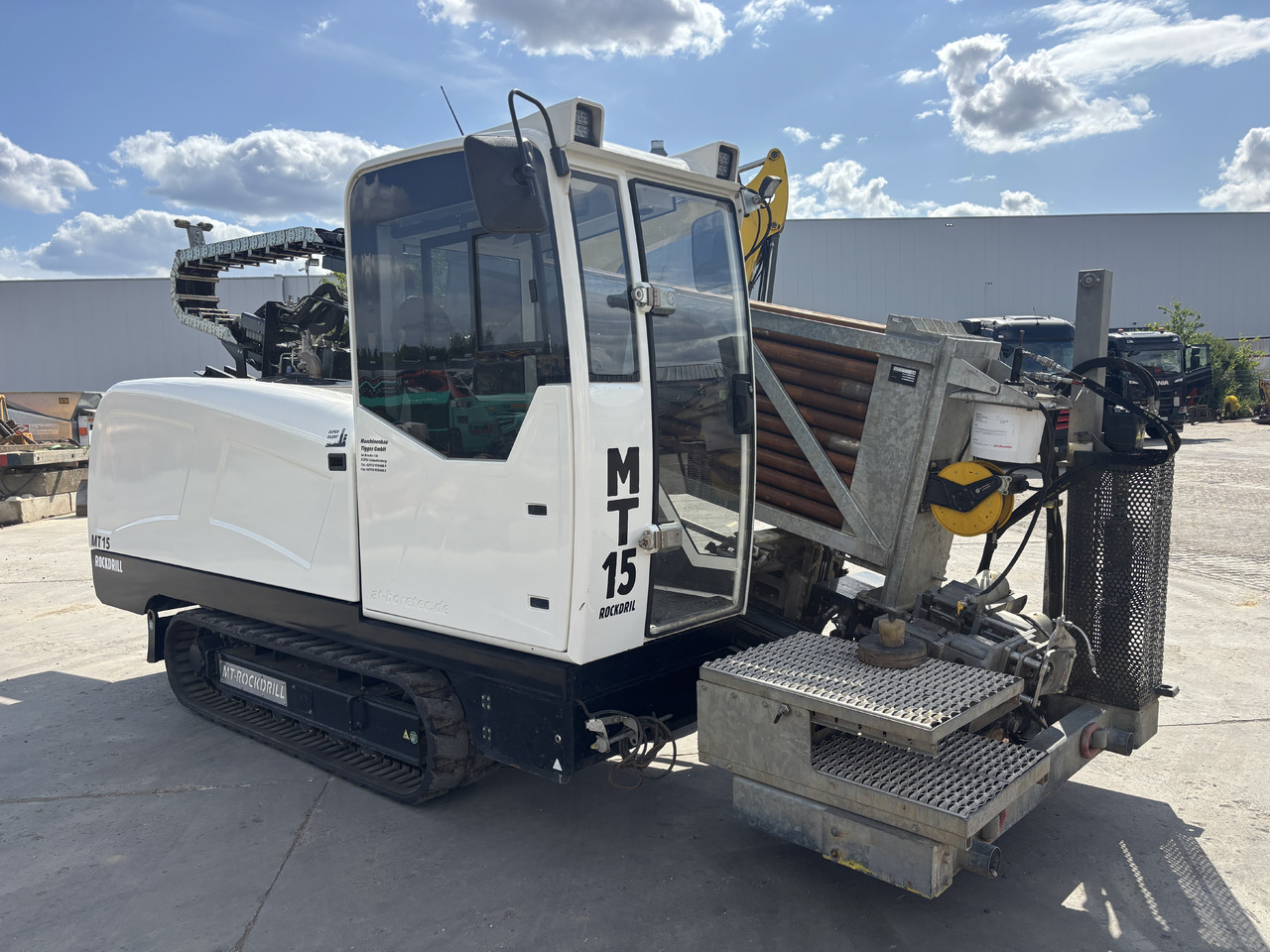 Rockdrill MT - 15 - Usmerjevalni vrtalni stroj: slika 1 Rockdrill MT - 15 - Usmerjevalni vrtalni stroj: slika 1