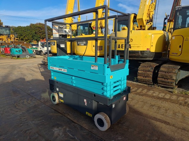 AIRMAN ENTL061 - Škarjasta dvižna ploščad: slika 3 AIRMAN ENTL061 - Škarjasta dvižna ploščad: slika 3