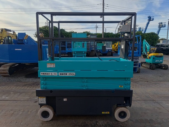 AIRMAN ENTL061 - Škarjasta dvižna ploščad: slika 5 AIRMAN ENTL061 - Škarjasta dvižna ploščad: slika 5