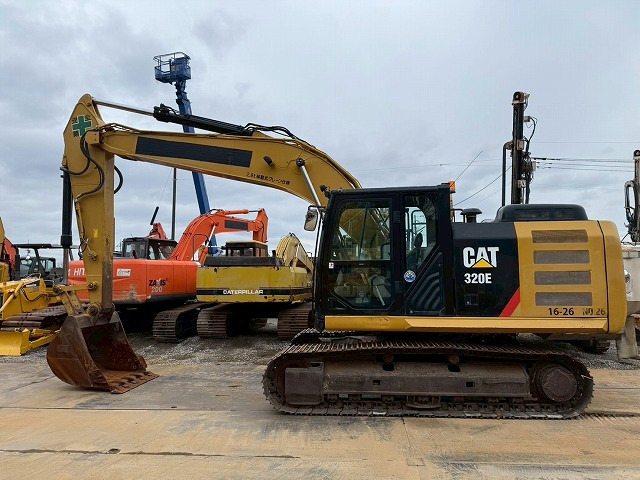 CAT 320E-2 - Bager goseničar: slika 2 CAT 320E-2 - Bager goseničar: slika 2