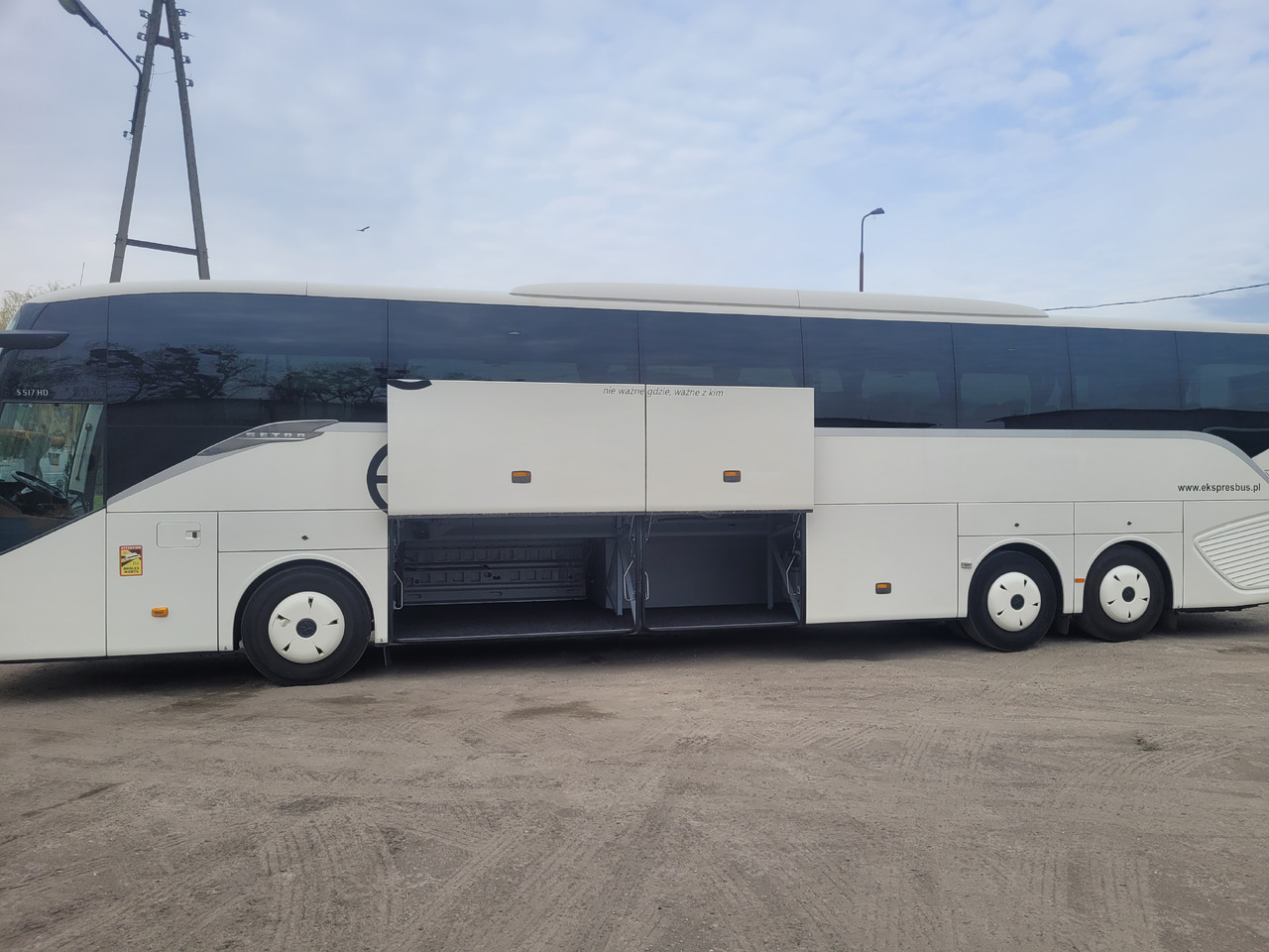 SETRA 517 HD - Potovalni avtobus: slika 4 SETRA 517 HD - Potovalni avtobus: slika 4