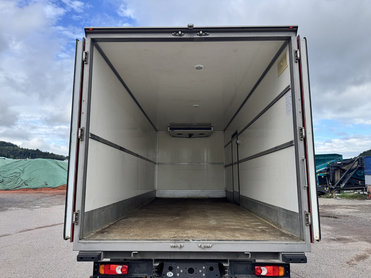 IVECO 80E190 Eurocargo Kühlkoffer (Partikelfilter defekt) - Tovornjak hladilnik: slika 5 IVECO 80E190 Eurocargo Kühlkoffer (Partikelfilter defekt) - Tovornjak hladilnik: slika 5