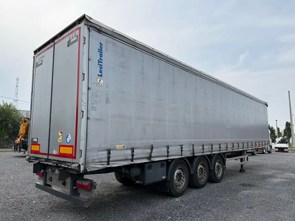 LeciTrailer Tautliner 3E20 Tautliner 3E20*1er essieu relevable*essieux SAF - Polprikolica s ponjavo: slika 3 LeciTrailer Tautliner 3E20 Tautliner 3E20*1er essieu relevable*essieux SAF - Polprikolica s ponjavo: slika 3