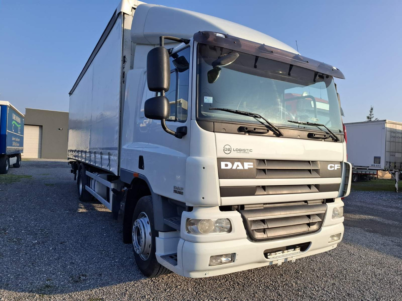 DAF CF 75.360 8,5m - Tovornjak s ponjavo: slika 1 DAF CF 75.360 8,5m - Tovornjak s ponjavo: slika 1
